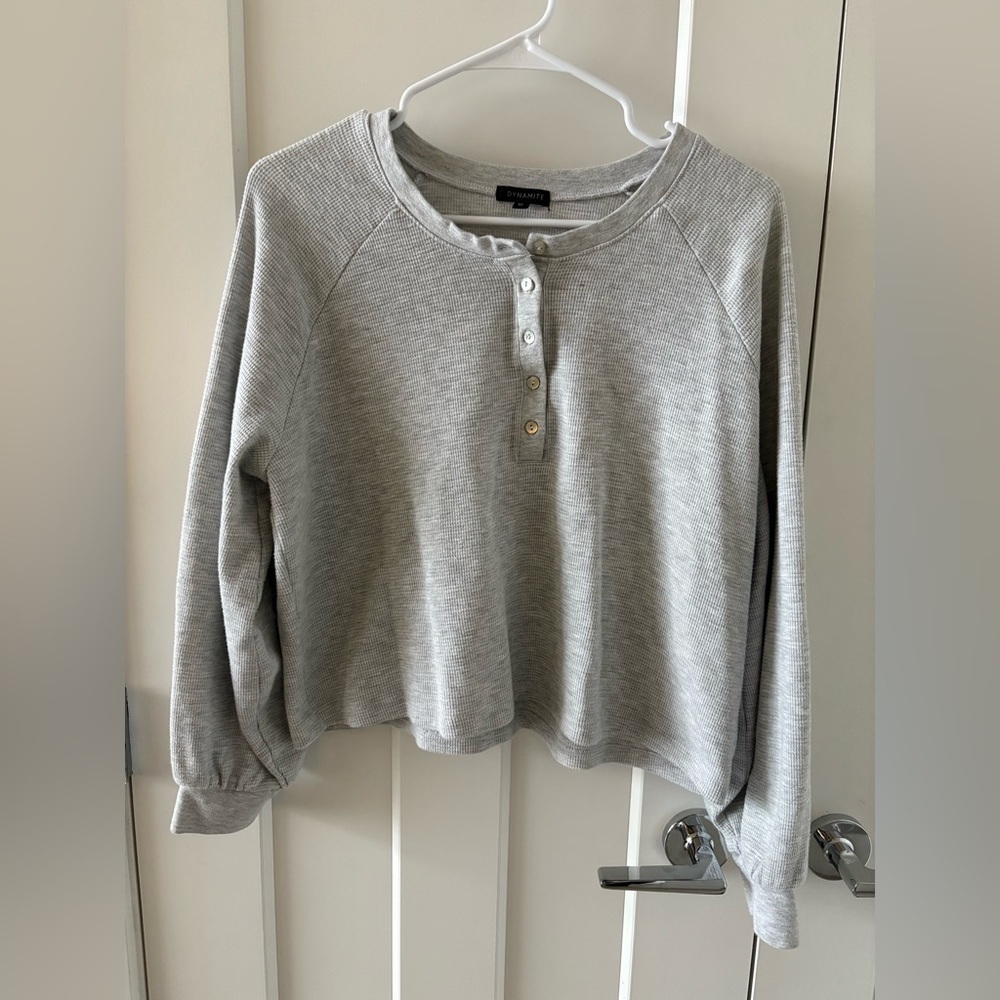 NWOT Dynamite Summit Waffle Henley Top - Picture 2 of 5